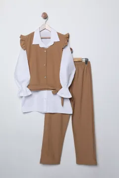 Bağcık Ve Fırfır Detaylı Kız Çocuk Pantolon Gömlek Süveter Üçlü Takım Bej