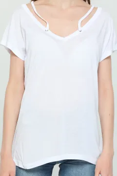 Kadın Likralı Yaka Detaylı T-shirt Beyaz
