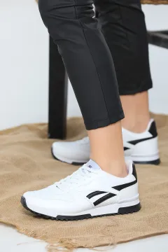 Bağcıklı Kadın Spor Ayakkabı Beyazsiyah