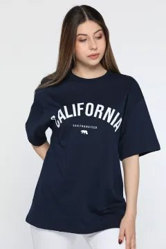 California Baskılı Kadın Tişört Lacivert