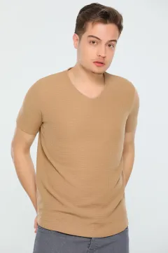 Erkek Likralı V Yaka T-shirt Camel