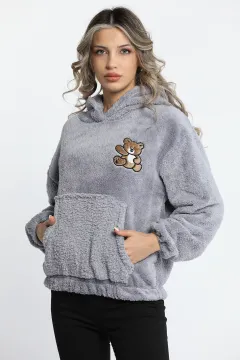 Kadın Ayıcık Nakışlı Kapüşonlu Kanguru Cepli Pelüş Welsoft Sweatshirt Gri