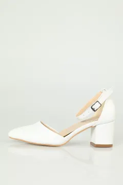 Kadın Bilek Kemerli Topuklu Ayakkabı Beyaz