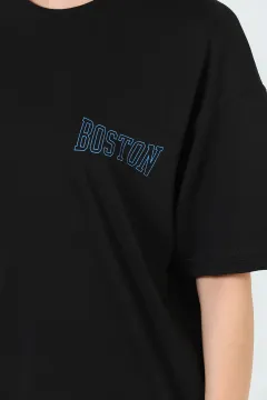 Kadın Bisiklet Yaka Boston Baskılı Oversize T-shirt Siyah