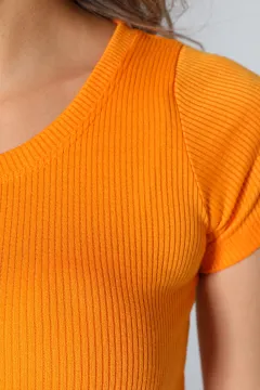Kadın Bisiklet Yaka Crop T-shirt Orange