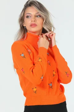 Kadın Çiçek Nakışlı Balıkçı Yaka Triko Bluz Orange