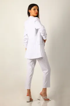 Kadın Çizgi Desenli Sahte Cep Detaylı Kol Büzgülü Astarlı Blazer Ceket Beyaz