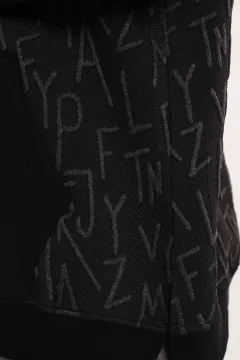 Kadın Harf Desenli Kanguru Cepli Kapüşonlu Oversize Sweatshirt Siyah
