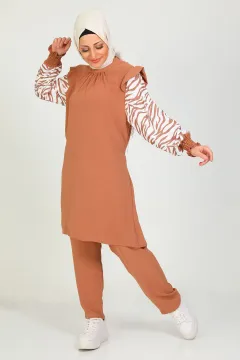 Kadın Kolları Zebra Desenli Pantolonlu Tesettür Takım Vizon