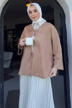 Kadın Ön Bağlamalı Tesettür Süet Ceket Bisküvi