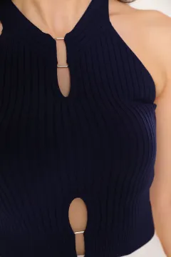 Kadın Ön Detaylı Kolsuz Crop Triko Bluz Lacivert