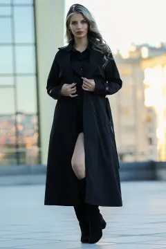 Kadın Ön Düğme Detaylı Bel Kuşaklı Uzun Trençkot Siyah