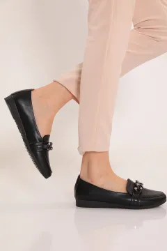Kadın Ön Zincir Tokalı Taşlı Babet Ayakkabı Siyah
