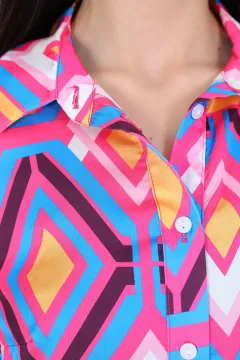Kadın Saten Geometrik Desenli Bağlamalı Gömlek Pembemavi