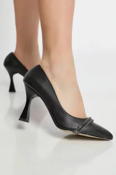 Kadın Taşlı Topuklu Ayakkabı Siyahcilt