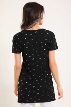 Kadın V Yaka Desenli T-shirt Siyah