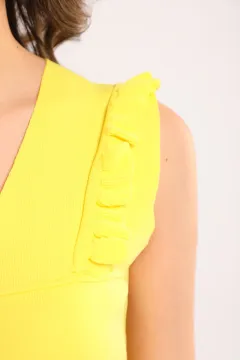 Kadın V Yaka Fırfırlı Triko Bluz Sarı