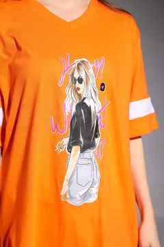 Kadın V Yaka Ön Baskılı Kol Şerit Detaylı Salaş T-shirt (30 Derecede Yıkayınız.) Orange