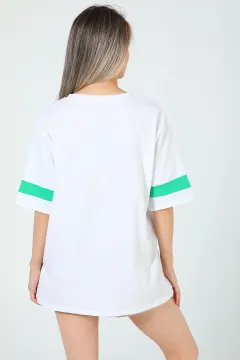 Kadın V Yaka Ön Baskılı Kol Şerit Detaylı Salaş T-shirt Beyaz