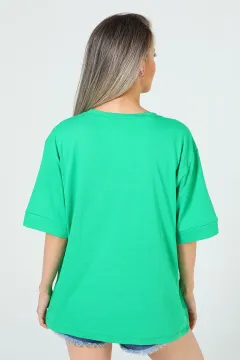 Kadın V Yaka Ön Baskılı Salaş T-shirt Yeşil