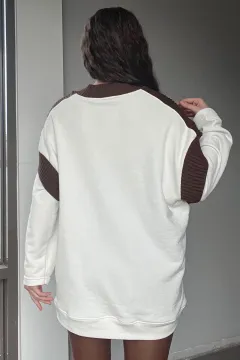 Kadın Yaka Ve Kol Triko Detaylı Sweatshirt Krem