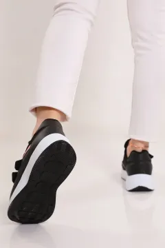 Kadın Yüksek Taban Cırtcırtlı Spor Ayakkabı Siyahbeyaz