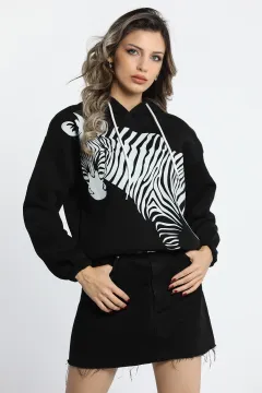 Kadın Zebra Baskılı Kapüşonlu Üç İplik Şardonlu Sweatshirt Siyah