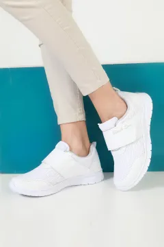 Kadın Cırtcırtlı Spor Ayakkabı Beyaz