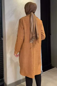 Kol Detaylı Ön Düğmeli Tesettür Keten Tunik Bisküvi