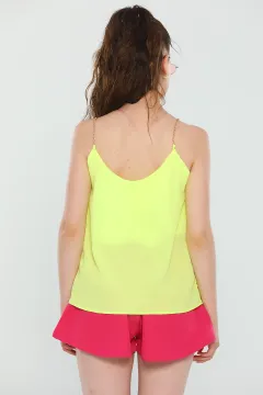 Kadın V Yaka Zincir Askılı Bluz Neon Sarı