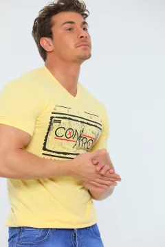 Erkek Likralı V Yaka Slim Fit Baskılı T-shirt Sarı