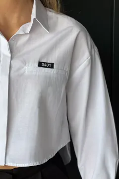 Sırt Düğme Detaylı Crop Top Salaş Gömlek Beyaz