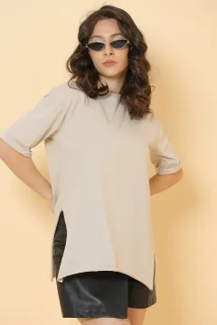Kadın Bisiklet Yaka Yan Yırtmaçlı Uzun Basic T-shirt Taş