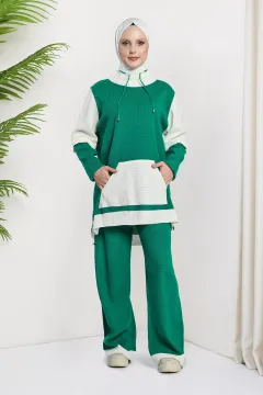 Yarım Balıkçı Yaka Renk Garnili Kanguru Cep Kadın Triko Tunik Pantolon İkili Takım Yeşil