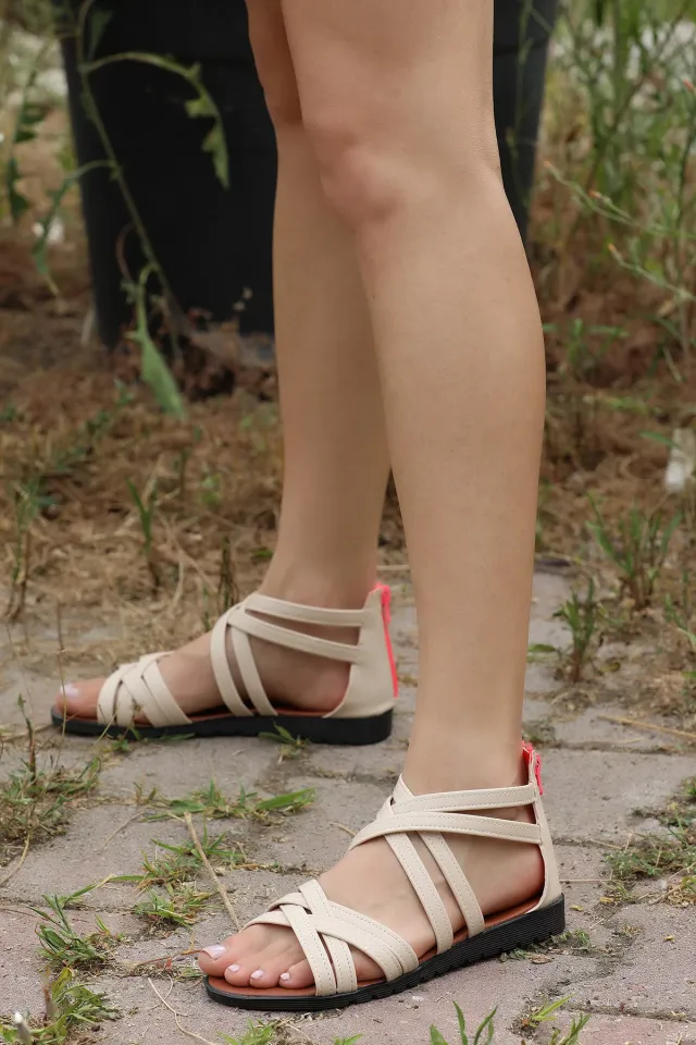 Arka Fermuarlı Kadın Sandalet Bej