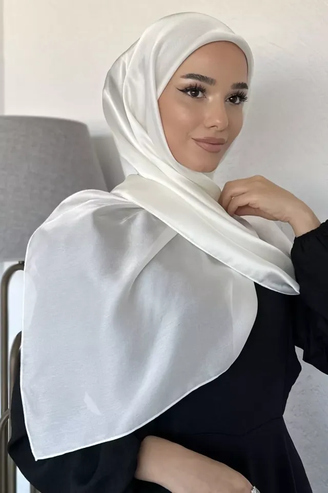 Bona Sera Düz Tesettür Janjan Eşarp Krem
