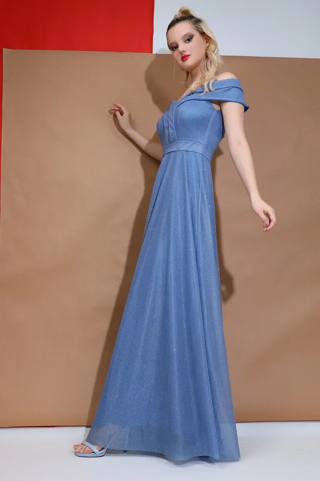Kadın Askılı Düşük Omuz Detaylı Işıltılı Uzun Tül Abiye Elbise İndigo