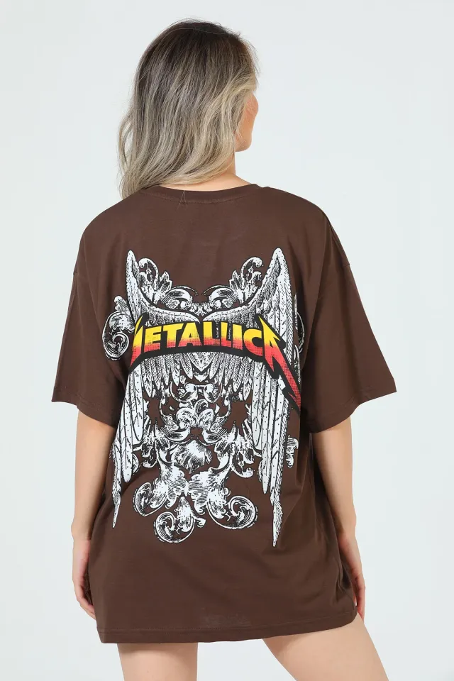 Kadın Bisiklet Yaka Metallica Baskılı Oversize T-shirt Kahve