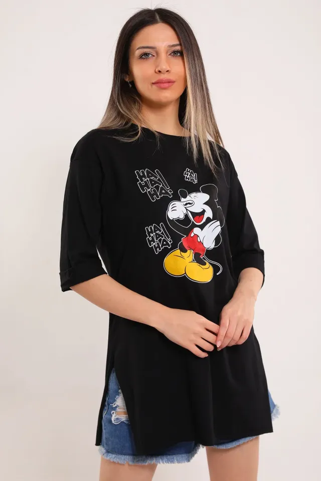 Kadın Bisiklet Yaka Mickey Mouse Baskılı Yan Yırtmaçlı Salaş T-shirt Siyah