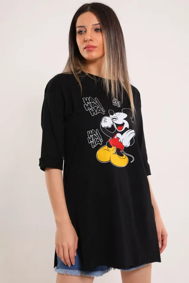 Kadın Bisiklet Yaka Mickey Mouse Baskılı Yan Yırtmaçlı Salaş T-shirt Siyah