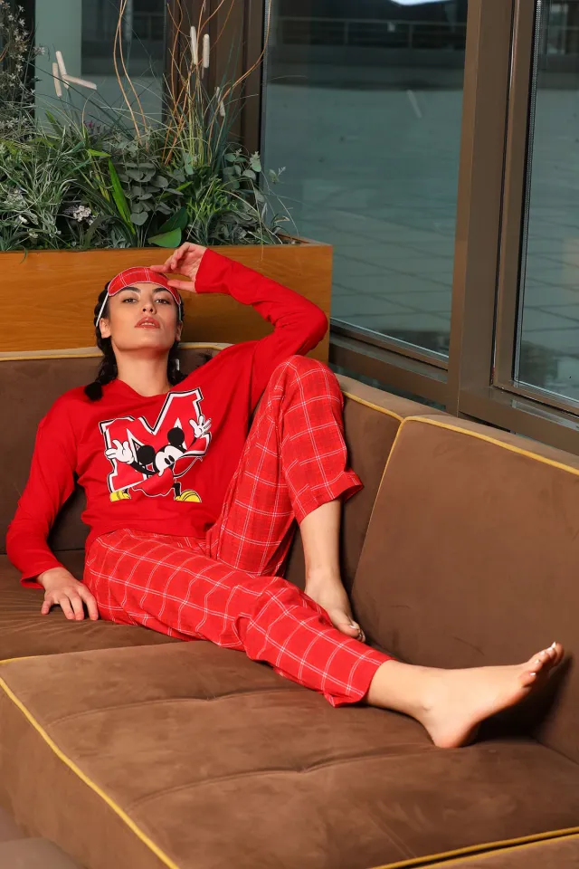 Kadın Desenli Uyku Bantlı Pijama Takımı Kırmızı