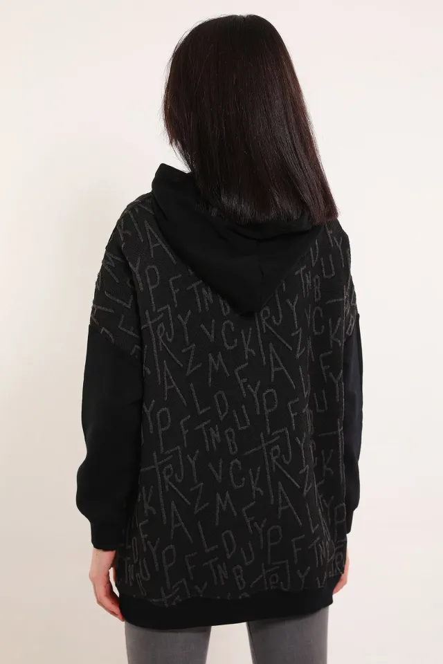 Kadın Harf Desenli Kanguru Cepli Kapüşonlu Oversize Sweatshirt Siyah