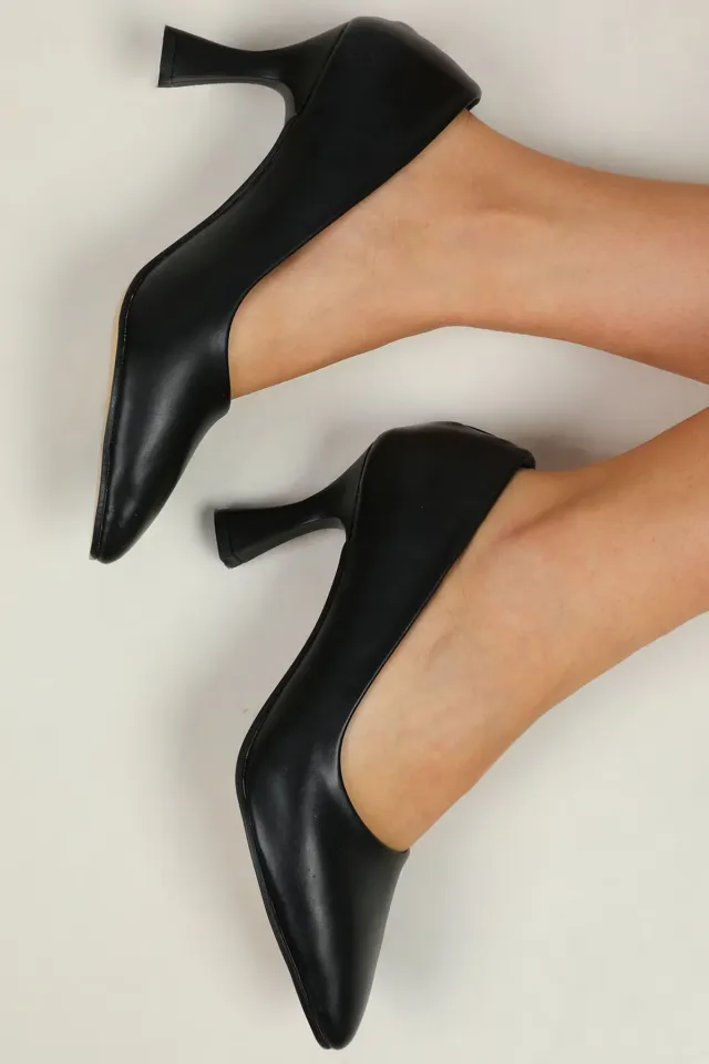 Kadın Kadeh Ökçeli Stiletto Topuklu Ayakkabı Siyah
