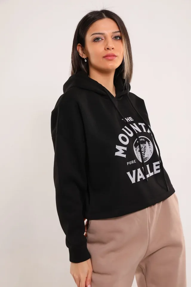 Kadın Kapüşonlu Ön Baskılı Şardonlu Crop Sweatshirt Siyah