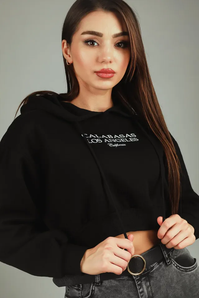 Kadın Kapüşonlu Baskılı Crop Sweatshirt Siyah
