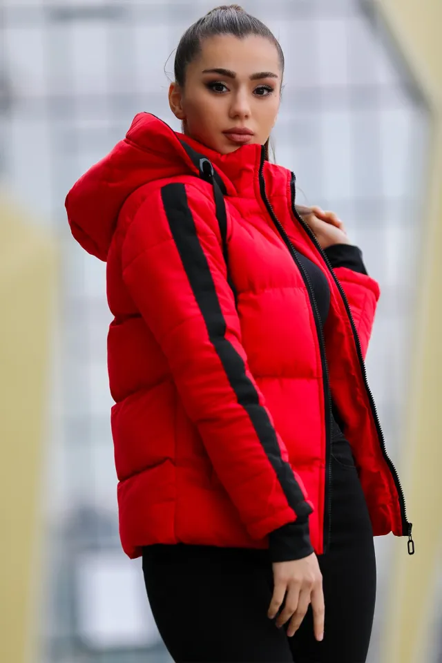 Kadın Kol Şeritli Kapüşonlu Şişme Mont Kırmızı
