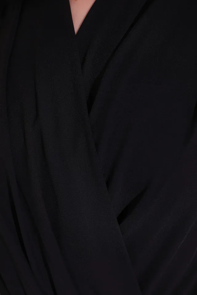 Kadın Kruvaze Yaka Kolsuz Alttan Çıtçıtlı Bluz Siyah