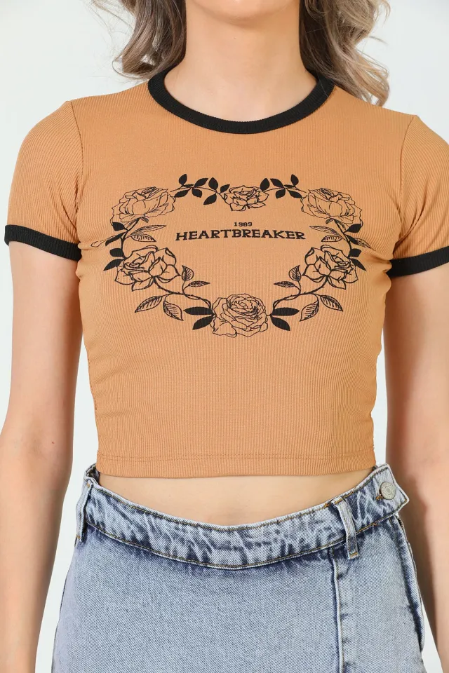 Kadın Likralı Bisiklet Yaka Baskılı Kaşkorse Crop T-shirt Bisküvi