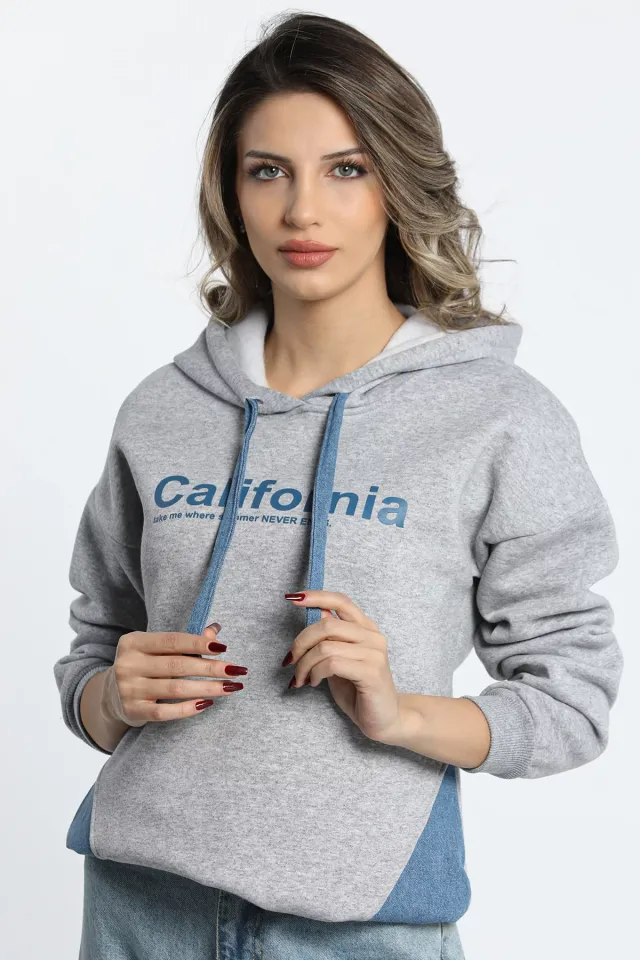 Kadın Ön Baskılı Kapüşonlu Şardonlu Renk Garnili Sweatshirt Gri