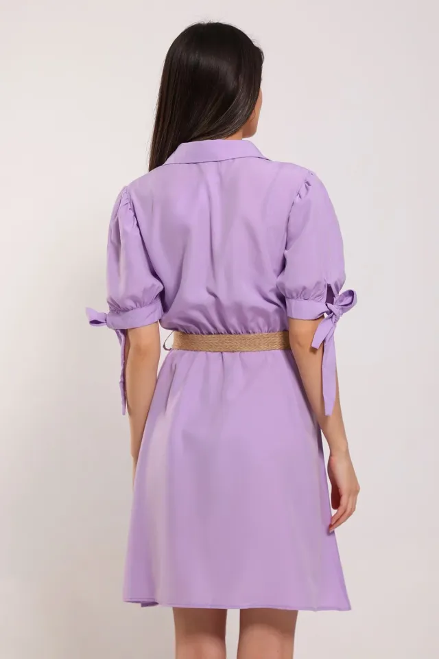 Kadın Ön Düğmeli Kol Bağlama Detaylı Hasır Kemerli Elbise Lila